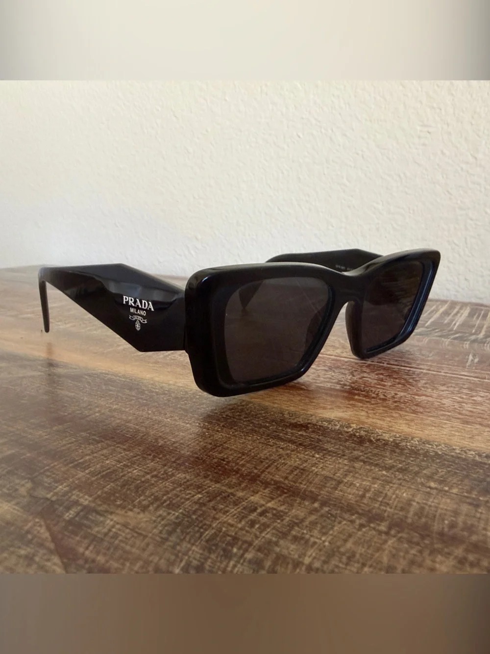 Prada Black Women's Sunglasses - Chunky Cat-Eye Frame